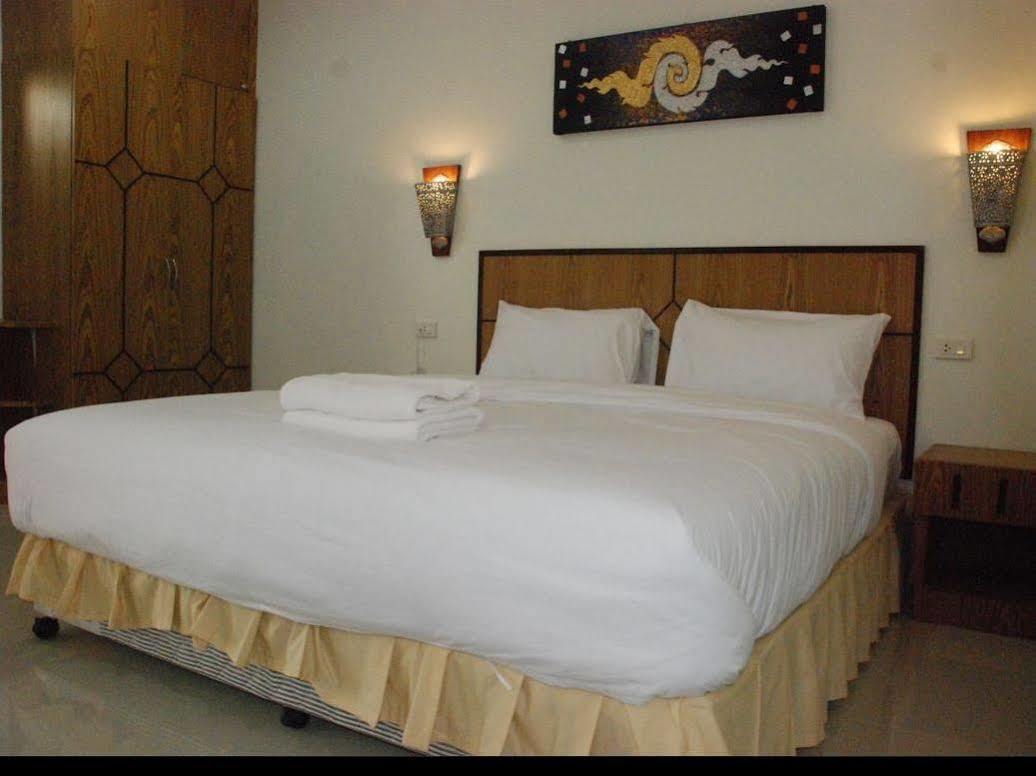 Ud Residence Udon Thani Luaran gambar